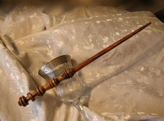 bacchetta magica con anello nocciolo